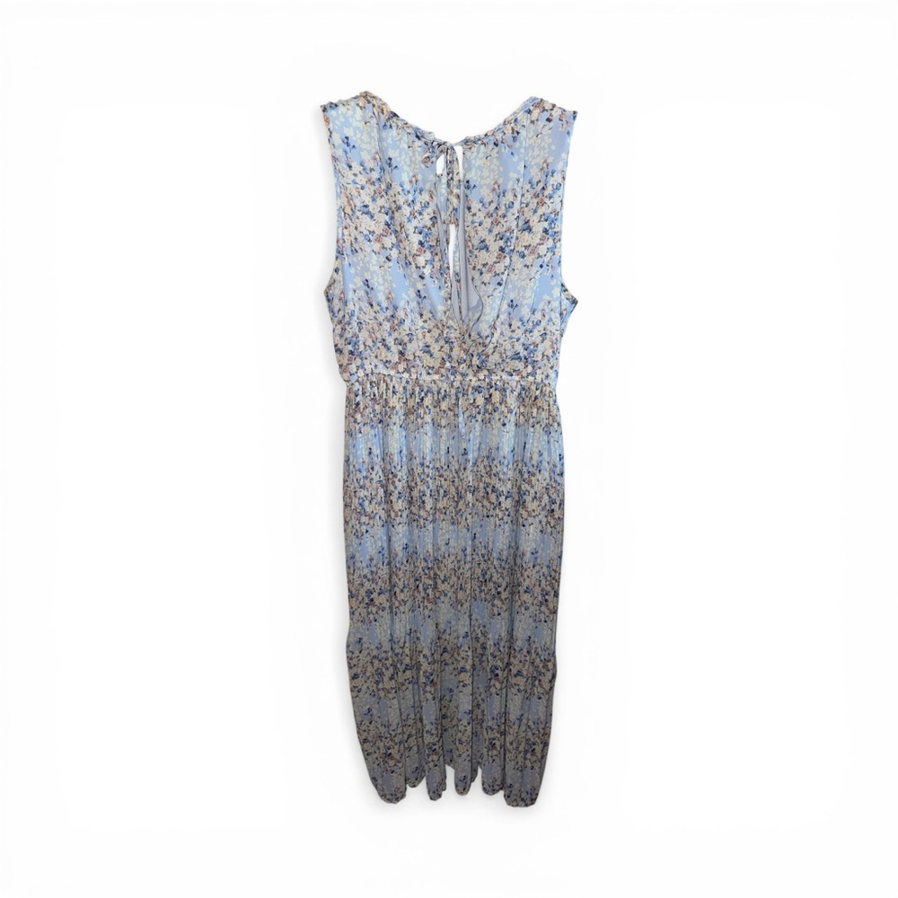 Maison Jules Light Blue Floral Sleeveless Pleated Maxi Dress Womens Size Medium - Picture 3 of 7